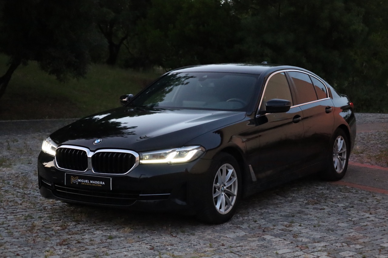 🇵🇹BMW 545E - HYBRID PLUG-IN -EXECUTIVE 3.0 400 CV